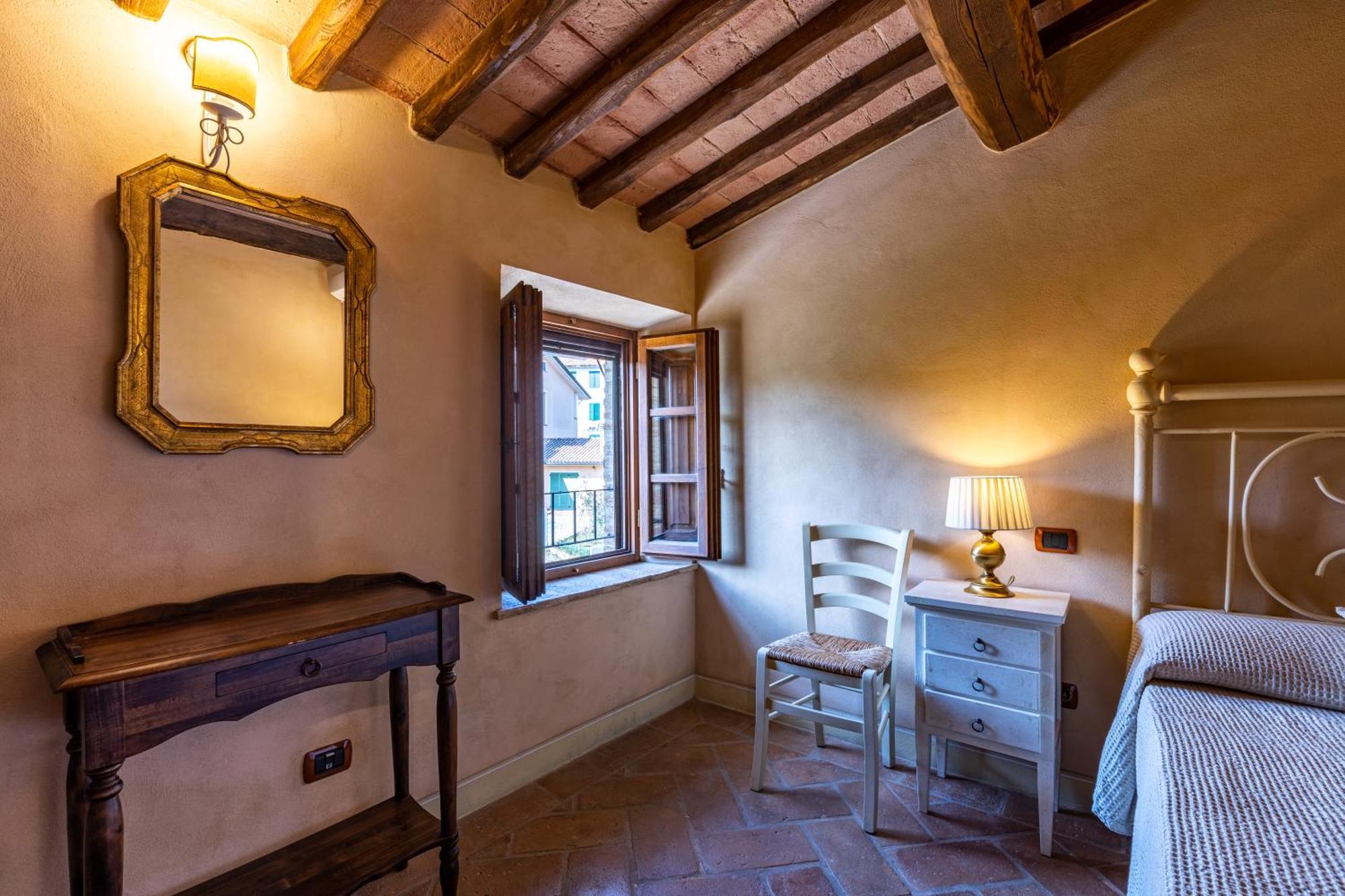 La Terrazza Villa Chianni Eksteriør billede