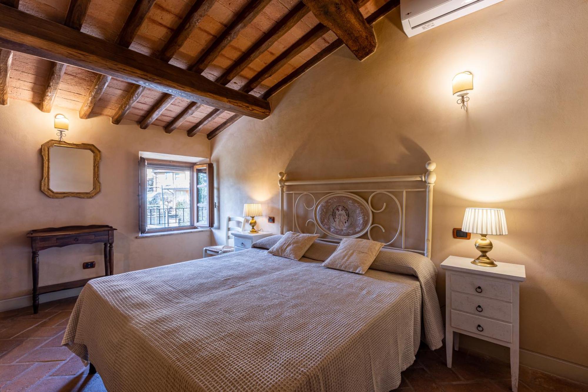 La Terrazza Villa Chianni Eksteriør billede