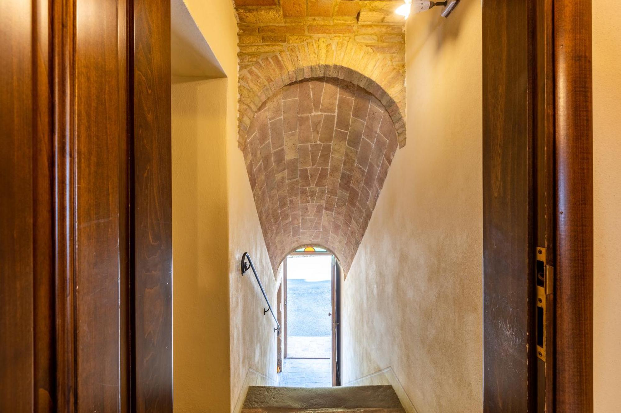 La Terrazza Villa Chianni Eksteriør billede