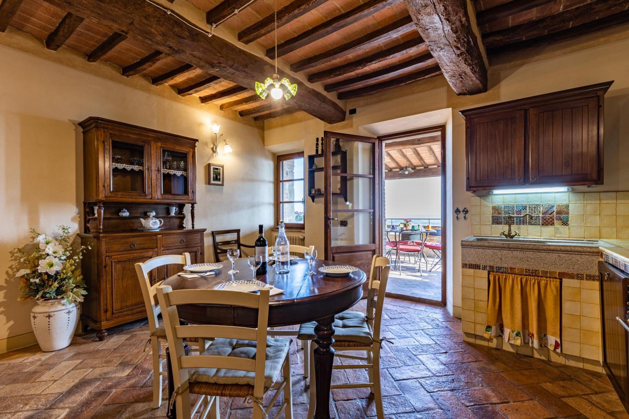 La Terrazza Villa Chianni Eksteriør billede