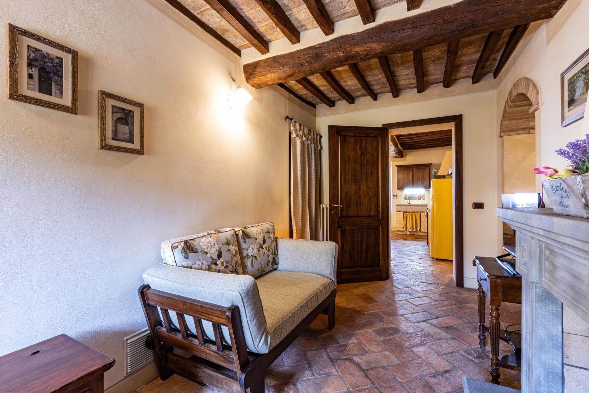 La Terrazza Villa Chianni Eksteriør billede