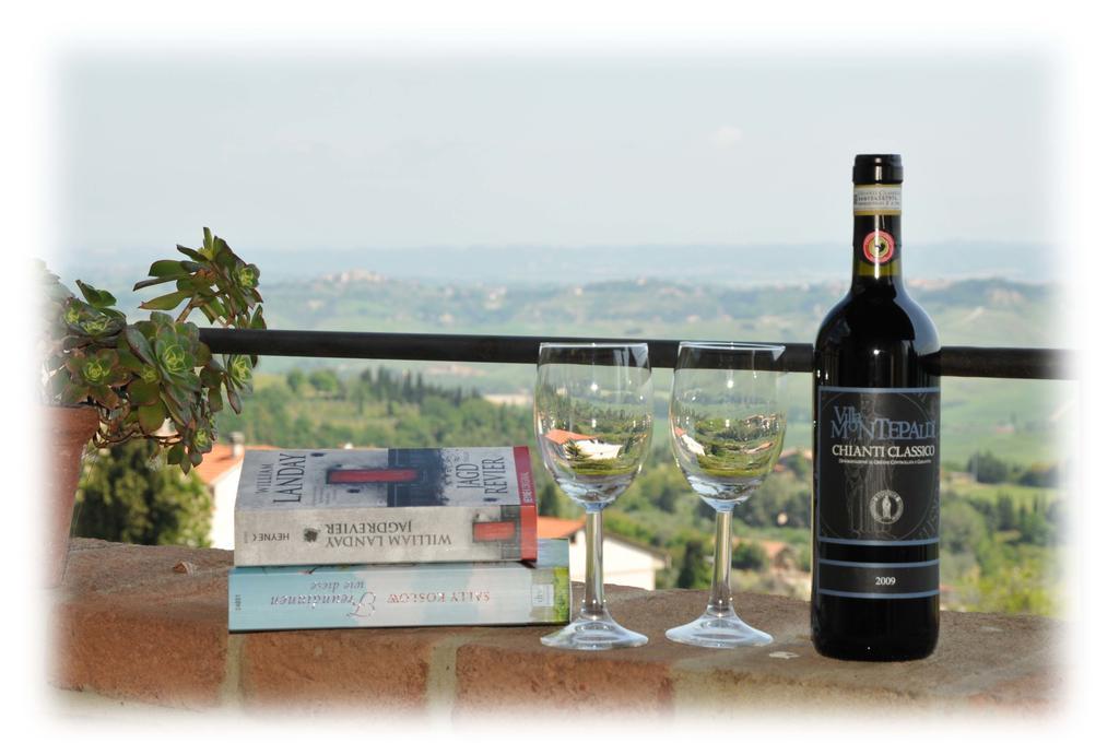 La Terrazza Villa Chianni Eksteriør billede